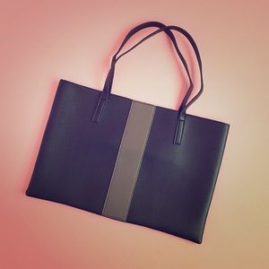 Vince Camuto tote